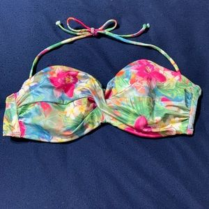 Victoria’s Secret underwire bikini top